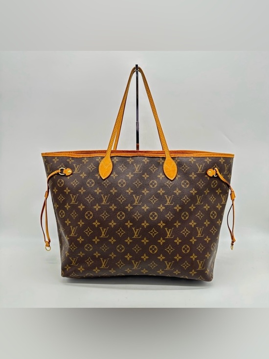 Louis Vuitton Handbags - Louis Vuitton 
LV Monogram Neverfull GM